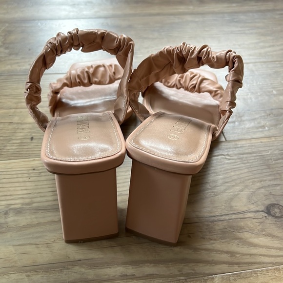 DREAM PAIRS Nude High Chunky Block Square Toe Heels for Women Slip On Sandals - Picture 8 of 9